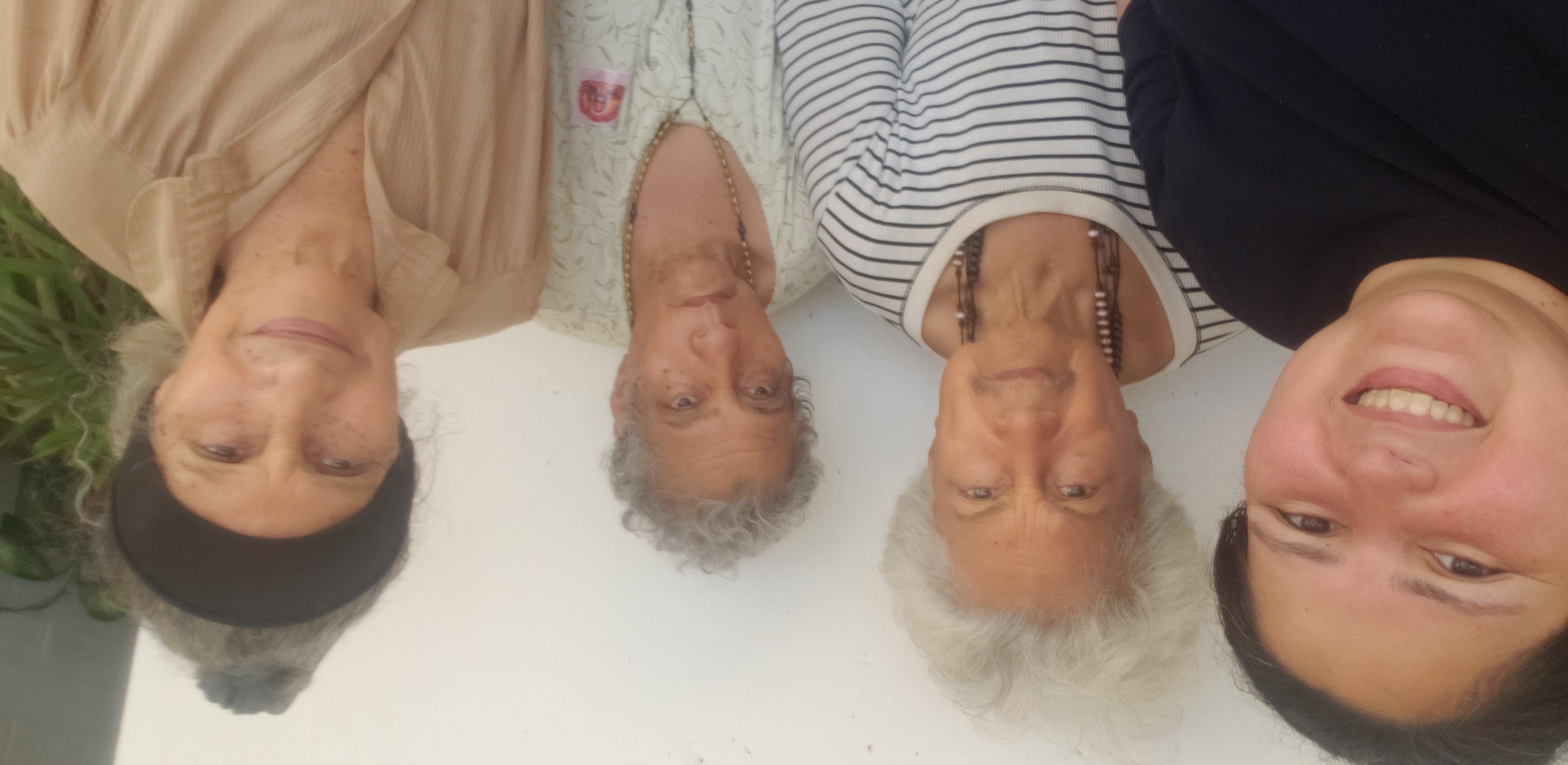 Elvira Villasmil con su madre y sus tías en Maracaibo